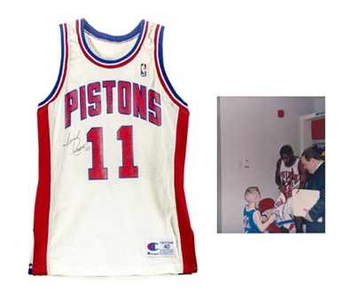 Isiah Thomas Pro Style Signed White Detroit Pistons Jersey w/ Signed Photo